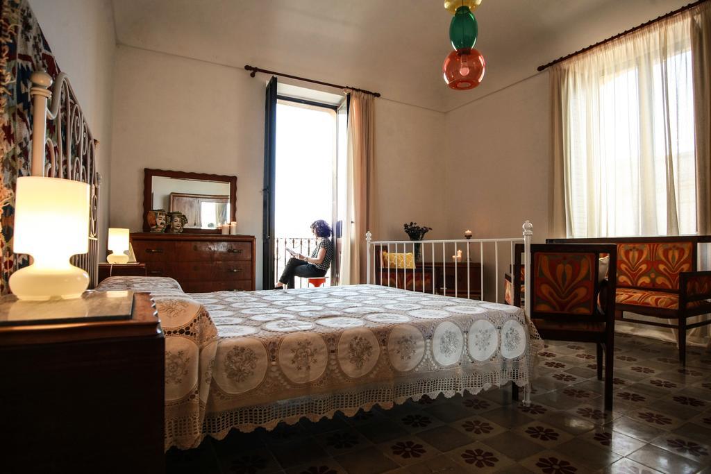 Pepe Concetta E La Movida Apartment Noto Luaran gambar