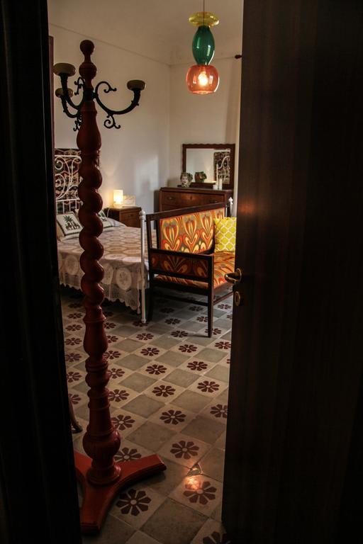 Pepe Concetta E La Movida Apartment Noto Luaran gambar