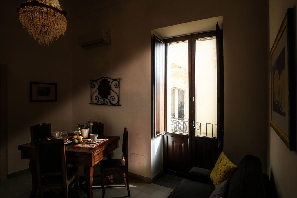 Pepe Concetta E La Movida Apartment Noto Luaran gambar